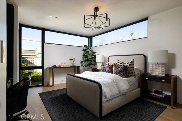 2304 Cliff, Newport Beach CA: https://media.crmls.org/medias/02fce3bc-8c37-44e9-9c93-5d2801993b36.jpg