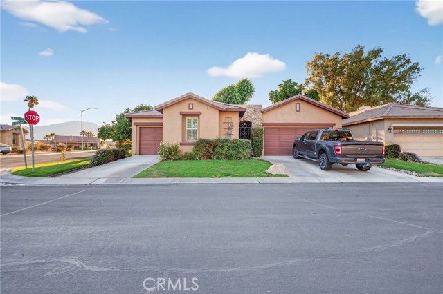 Detail Gallery Image 4 of 33 For 49643 Douglas St, Indio,  CA 92201 - 3 Beds | 2/1 Baths