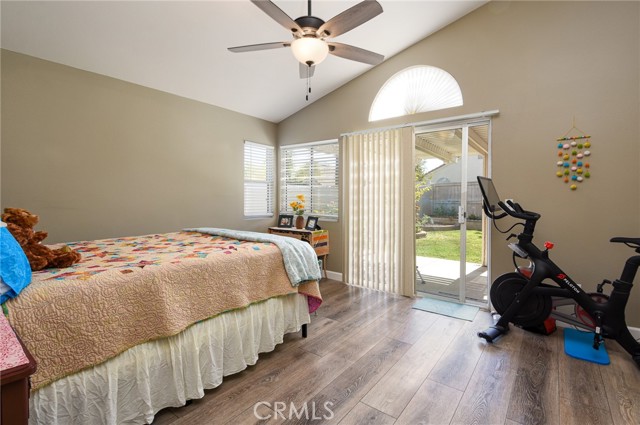 23898 Via Pamilla, Murrieta CA: https://media.crmls.org/medias/02fdae55-cc02-43f1-b421-b703aba7726c.jpg