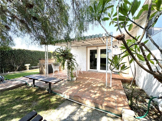 8940 Comet Circle, Westminster CA: https://media.crmls.org/medias/02feb14a-993f-4f66-b426-48cfa948d6f3.jpg