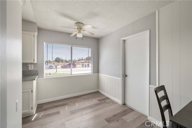 Detail Gallery Image 13 of 36 For 42707 52nd St, Lancaster,  CA 93536 - 3 Beds | 2 Baths