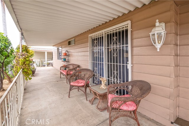 Detail Gallery Image 14 of 47 For 11730 Whittier Bld #40,  Whittier,  CA 90601 - 2 Beds | 2 Baths