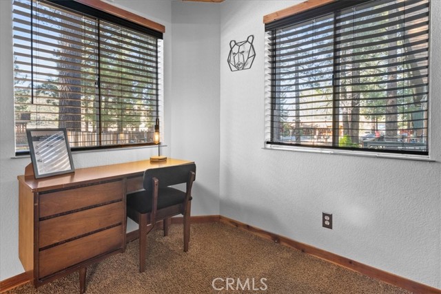 Detail Gallery Image 6 of 30 For 836 E Mountain View Bld, Big Bear City,  CA 92314 - 2 Beds | 2 Baths