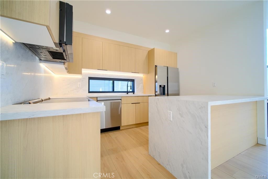 MLS #OC26164658 image #12