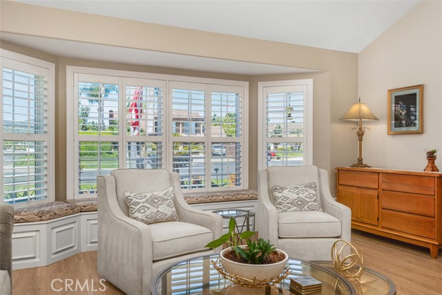 Detail Gallery Image 7 of 38 For 6022 Toyon Terrace, Yorba Linda,  CA 92886 - 4 Beds | 2/1 Baths