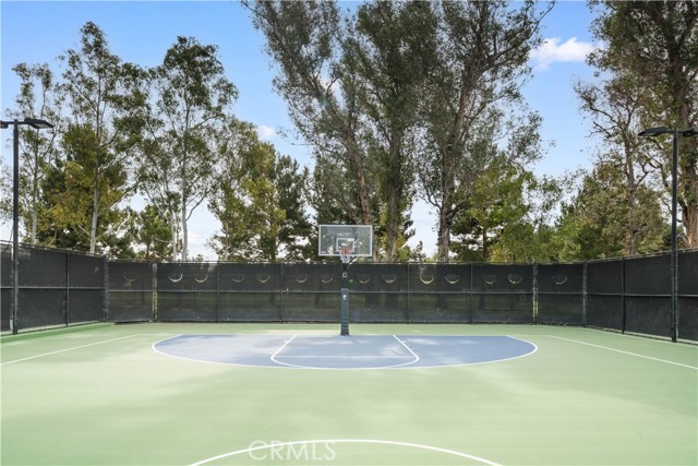 Detail Gallery Image 48 of 70 For 21 Fanpalm, Irvine,  CA 92620 - 4 Beds | 3 Baths