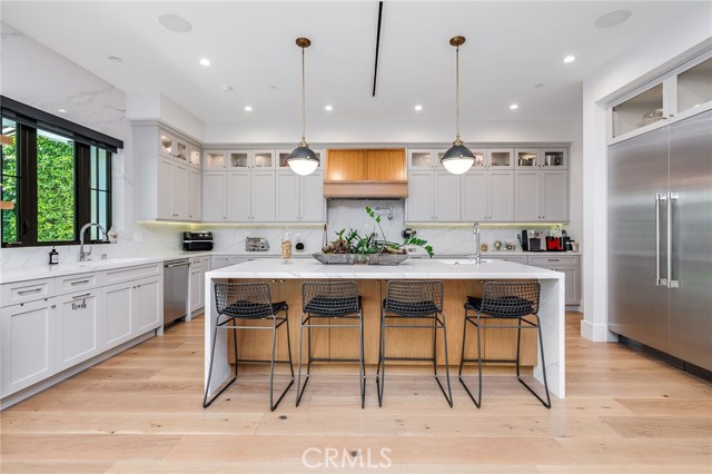 4365 Kraft Avenue, Studio City CA: https://media.crmls.org/medias/0302f576-15c9-4443-af00-39b21fd9fe87.jpg