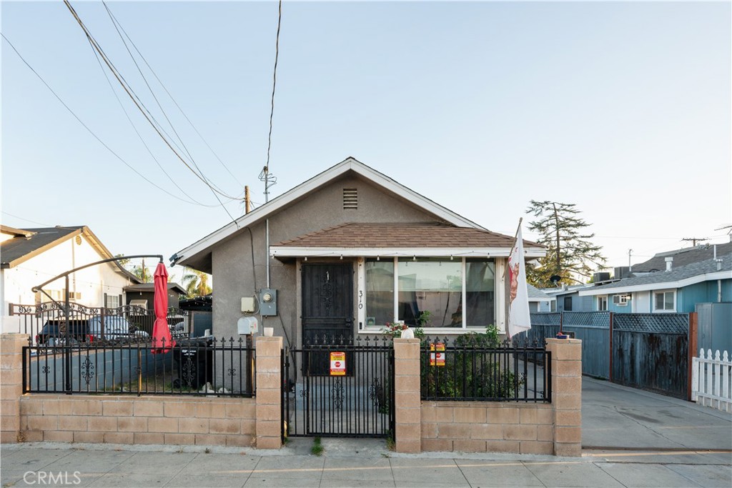 310 E Center