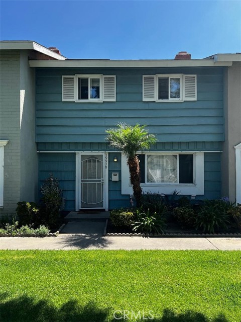 Detail Gallery Image 1 of 1 For 19939 Coventry Ln, Huntington Beach,  CA 92646 - 3 Beds | 1/1 Baths