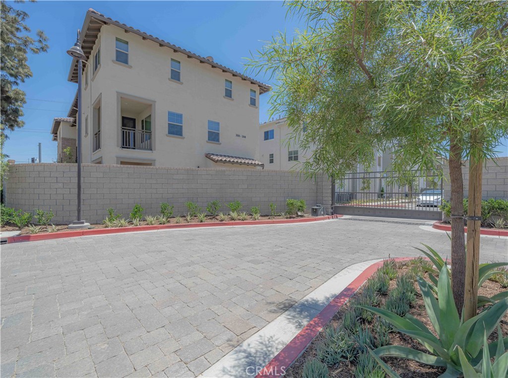 0303C4Bd B937 4783 948E Dd2Ef4A2B5A2 304 Lantana Drive, Stanton, Ca 90680 &Lt;Span Style='BackgroundColor:transparent;Padding:0Px;'&Gt; &Lt;Small&Gt; &Lt;I&Gt; &Lt;/I&Gt; &Lt;/Small&Gt;&Lt;/Span&Gt;