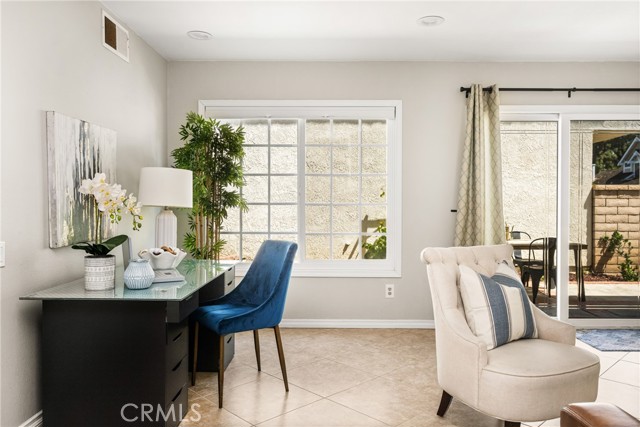 9 New Mdws, Irvine CA: https://media.crmls.org/medias/03042725-8e31-4b5b-b044-f806ef73fa4d.jpg