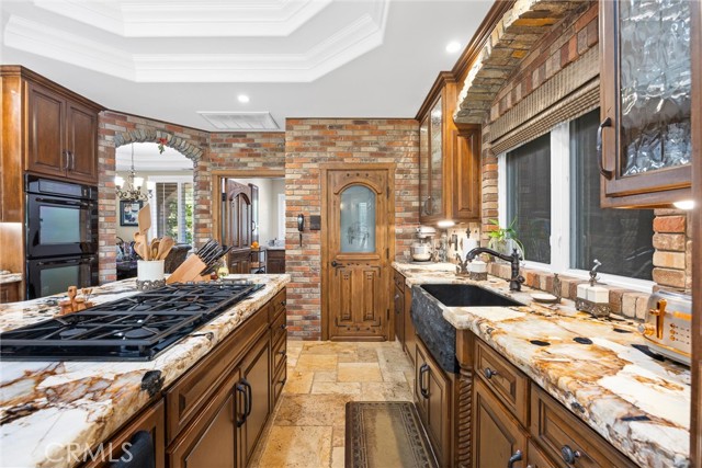 Detail Gallery Image 54 of 75 For 14025 Yokuts, Bakersfield,  CA 93306 - 4 Beds | 5 Baths