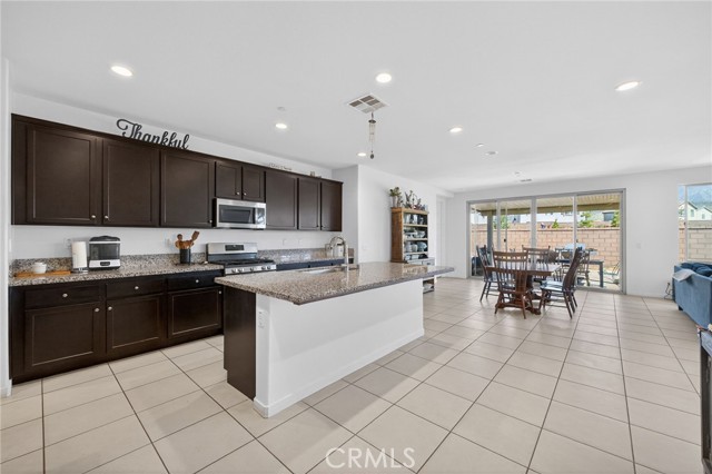 Detail Gallery Image 11 of 63 For 6007 Sierra Place, Banning,  CA 92220 - 4 Beds | 2 Baths