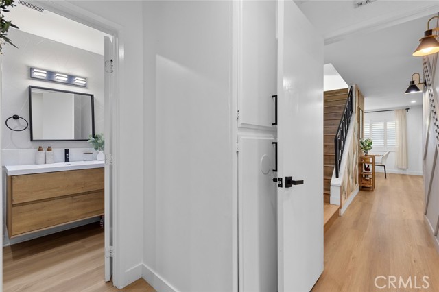 Detail Gallery Image 22 of 43 For 16782 Heritage Ln, Huntington Beach,  CA 92647 - 4 Beds | 2 Baths