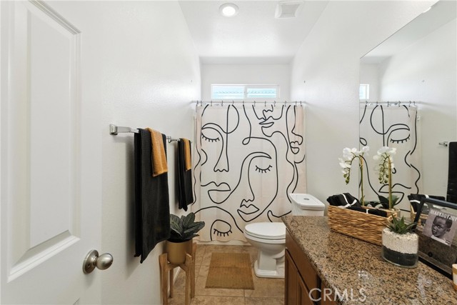7043 W Avenue L5, Lancaster CA: https://media.crmls.org/medias/0305d4d9-7521-4963-afe7-48ce510b98e7.jpg
