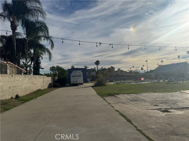 Detail Gallery Image 14 of 22 For 16539 Miller, Fontana,  CA 92336 - 5 Beds | 1 Baths