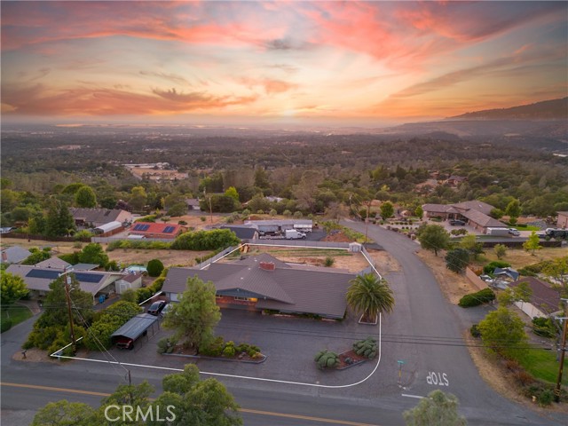 142 Riverview Dr, Oroville, CA 