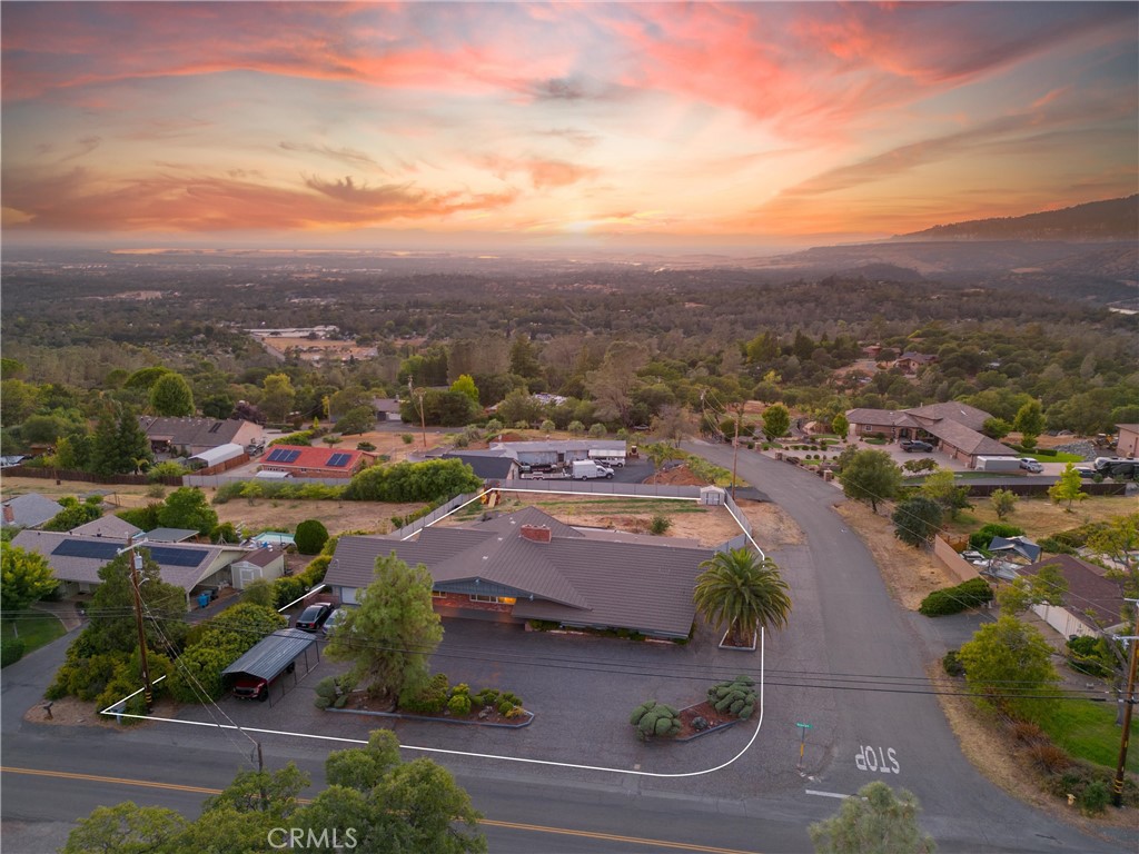 142 Riverview Dr, Oroville, CA 95966