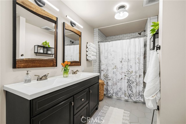 Detail Gallery Image 20 of 43 For 430 Chaparral Dr, Claremont,  CA 91711 - 3 Beds | 2 Baths