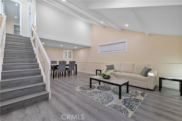 Detail Gallery Image 21 of 33 For 10732 Hatteras St, North Hollywood,  CA 91601 - 3 Beds | 2 Baths