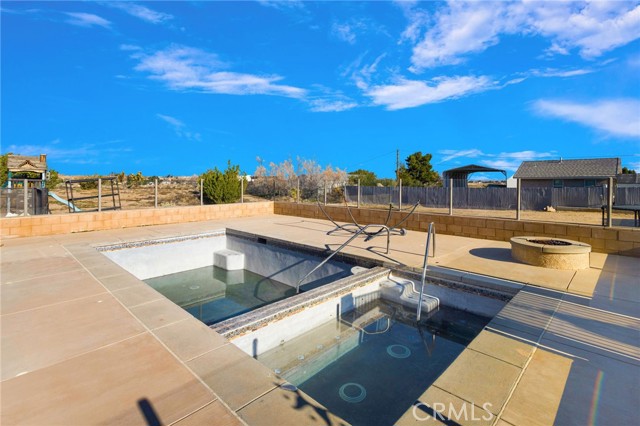 Detail Gallery Image 43 of 65 For 17412 Danbury Ave, Hesperia,  CA 92345 - 6 Beds | 3 Baths