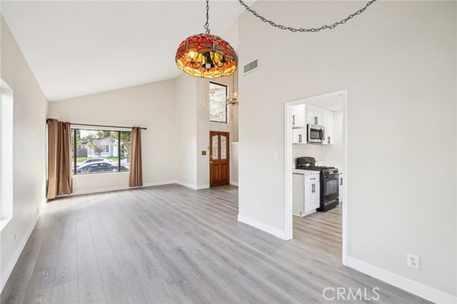 Detail Gallery Image 17 of 51 For 36647 Apache Plume Dr, Palmdale,  CA 93550 - 3 Beds | 2/1 Baths