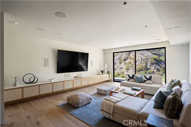 Detail Gallery Image 20 of 30 For 5941 Trancas Canyon Rd, Malibu,  CA 90265 - 7 Beds | 7/2 Baths