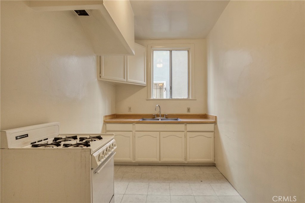 MLS #CV25225331 image #5