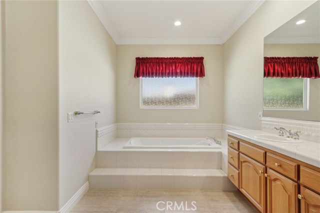 Image 44 of 62 For 16860 Rayen Street
