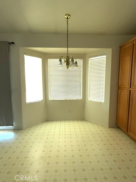 19187 Cochise Place, Apple Valley CA: https://media.crmls.org/medias/030aa8e6-1e13-4cdd-b706-4805508e41c2.jpg