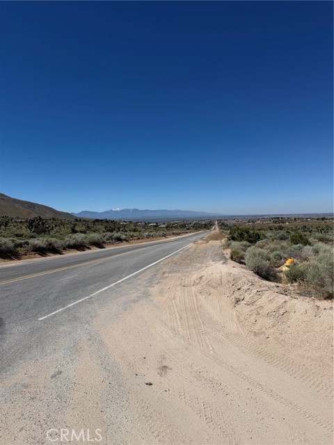 Detail Gallery Image 9 of 12 For 1 Japatul Rd, Apple Valley,  CA 92308 - – Beds | – Baths