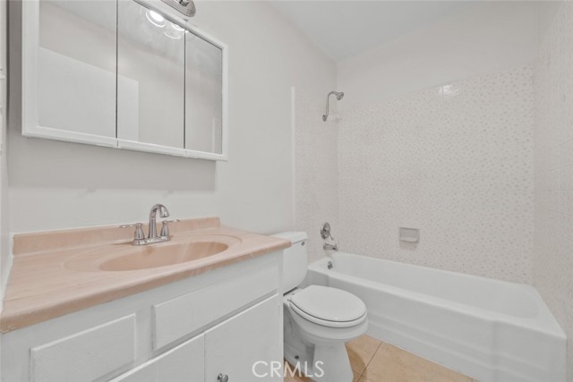 Detail Gallery Image 12 of 23 For 1925 Royalty Dr, Pomona,  CA 91767 - – Beds | – Baths