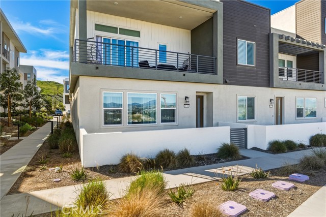 Detail Gallery Image 3 of 43 For 26767 Laurel Mountain Loop, Valencia,  CA 91381 - 4 Beds | 3 Baths