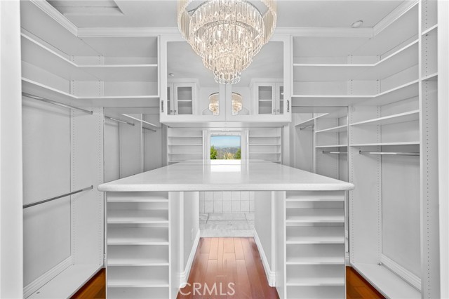 Detail Gallery Image 29 of 55 For 7370 Chantilly Ln, Tujunga,  CA 91042 - 6 Beds | 4 Baths