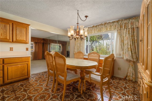 Detail Gallery Image 17 of 43 For 7635 Lakeside Dr, Jurupa Valley,  CA 92509 - 4 Beds | 2/1 Baths