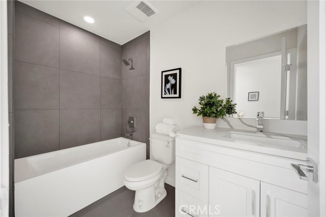 Detail Gallery Image 16 of 19 For 12514 Andre Lane, Sun Valley,  CA 91352 - 4 Beds | 3 Baths