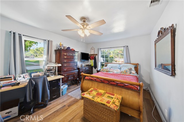 Detail Gallery Image 17 of 20 For 1298 W Baseline, Claremont,  CA 91711 - 2 Beds | 2 Baths