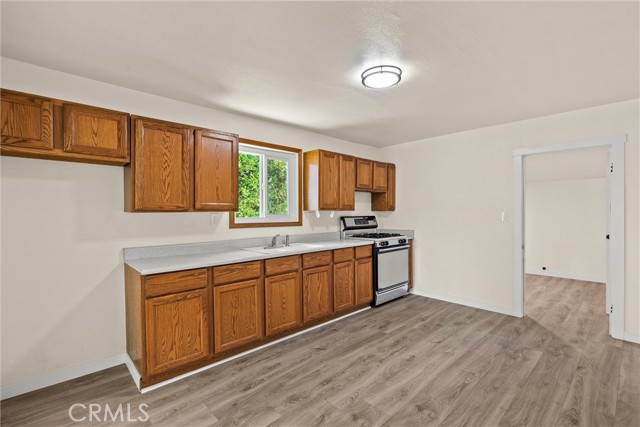 454 F St, Biggs CA: https://media.crmls.org/medias/030d2f38-c30f-4ccf-b170-73a6bc9a3014.jpg