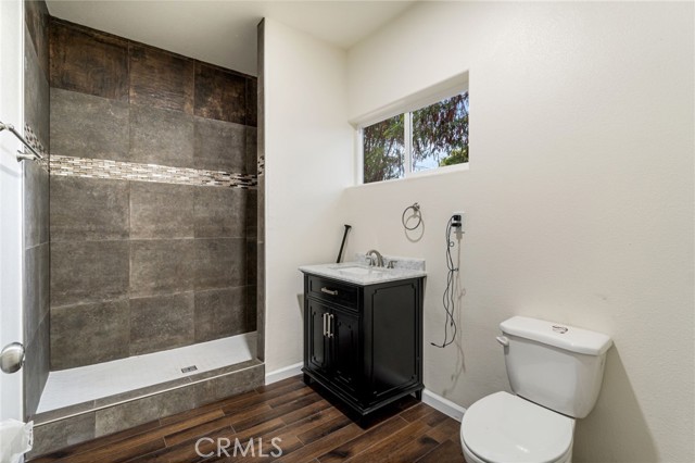 Detail Gallery Image 13 of 23 For 5194 E Belmont Ave, Fresno,  CA 93727 - 4 Beds | 2 Baths