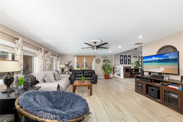 Detail Gallery Image 15 of 47 For 22892 Palm Ave, Grand Terrace,  CA 92313 - 4 Beds | 1/1 Baths