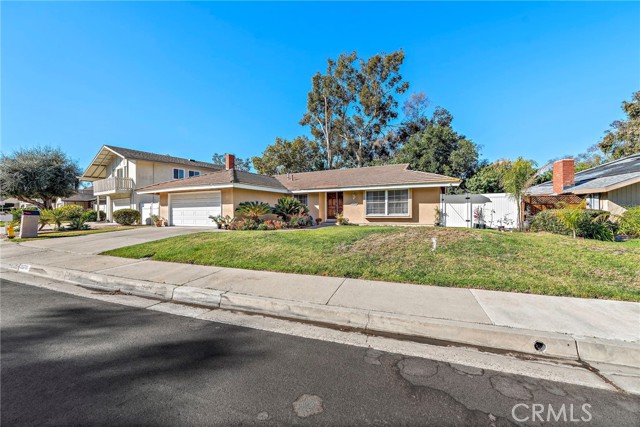 Detail Gallery Image 3 of 36 For 25711 Chrisanta Dr, Mission Viejo,  CA 92691 - 3 Beds | 2 Baths