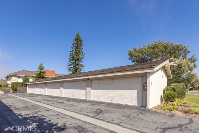 23026 Nadine Circle, Torrance CA: https://media.crmls.org/medias/030e5cc4-1d9d-4638-9fef-6a4787e289f0.jpg