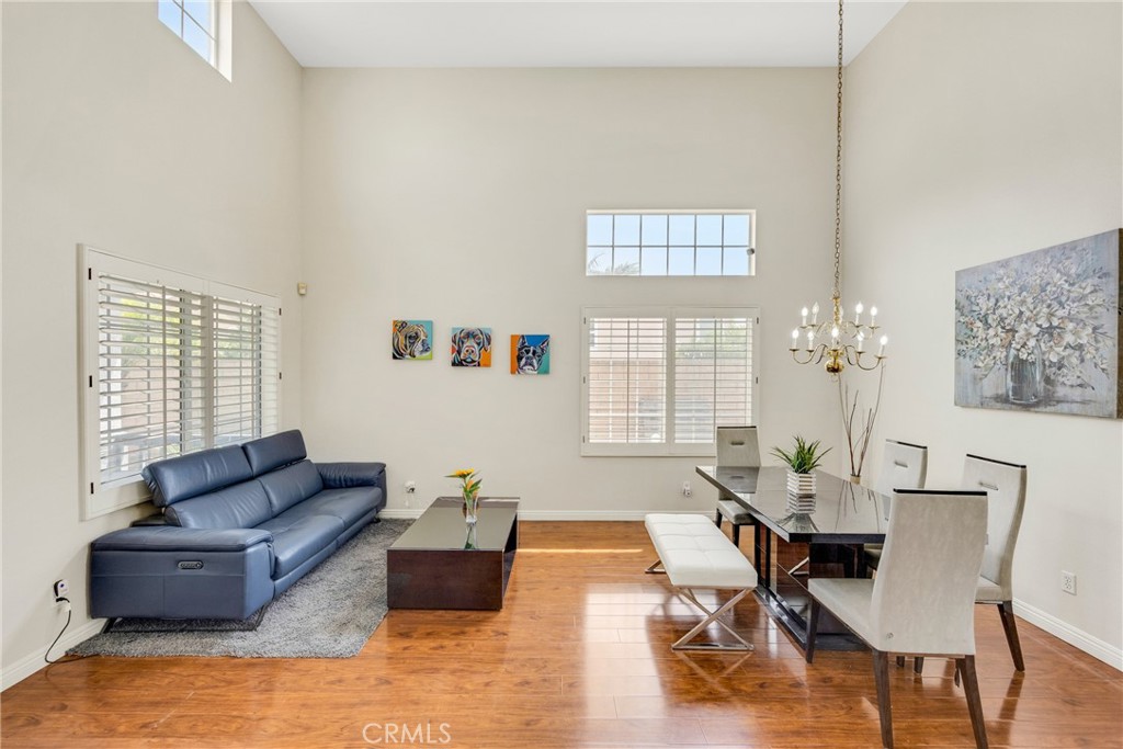 MLS #WS25153585 img 4