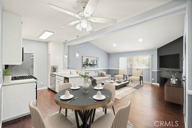 Detail Gallery Image 3 of 20 For 5500 Lindley #209,  Encino,  CA 91316 - 1 Beds | 1 Baths