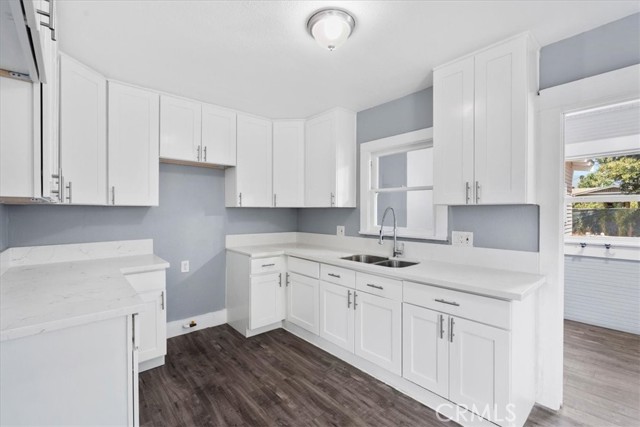464 W 14th Street, San Bernardino CA: https://media.crmls.org/medias/0312277c-ec85-4bbc-9a35-4d2434f40dee.jpg