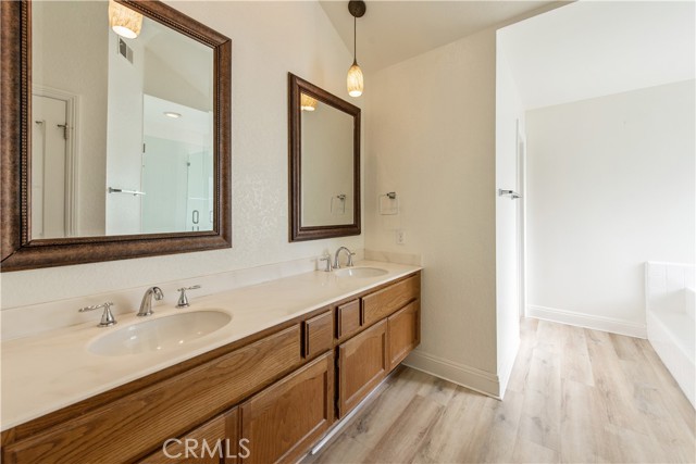 Detail Gallery Image 30 of 41 For 27202 Corcubion, Mission Viejo,  CA 92692 - 4 Beds | 3 Baths