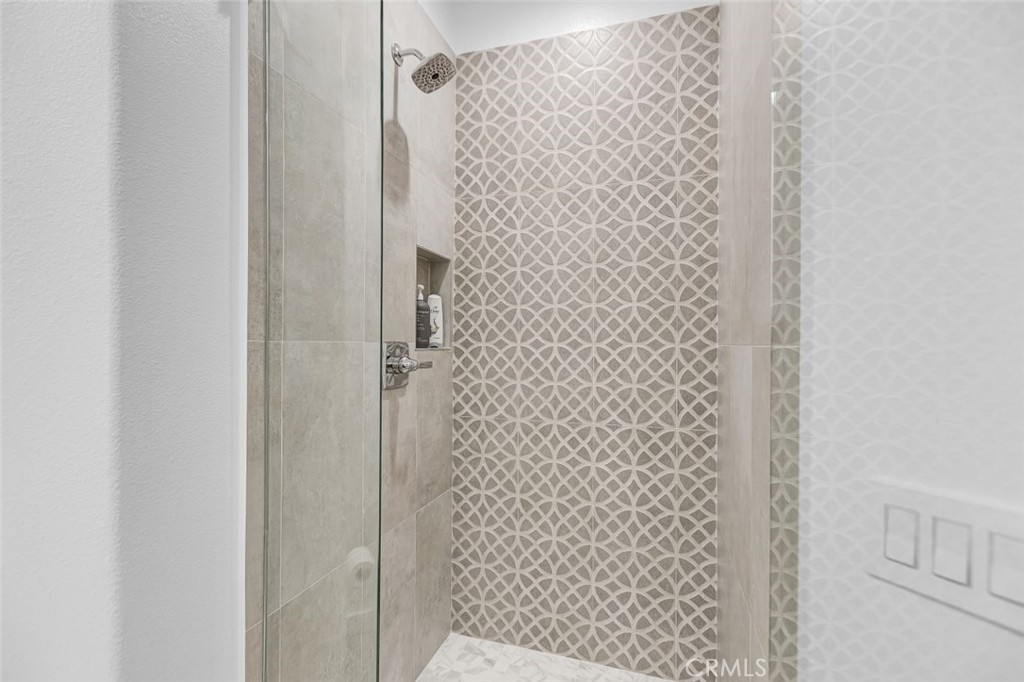 MLS #OC24101277 img 34