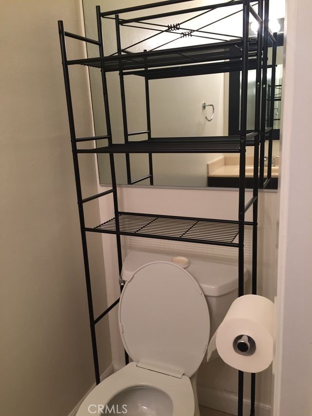https://media.crmls.org/medias/0312f944-7a2b-423b-a2fc-09be65ec65f1.jpg?preset=X-Large