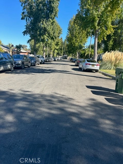 Detail Gallery Image 12 of 33 For 17257 Welby Way, Van Nuys,  CA 91406 - 3 Beds | 3 Baths