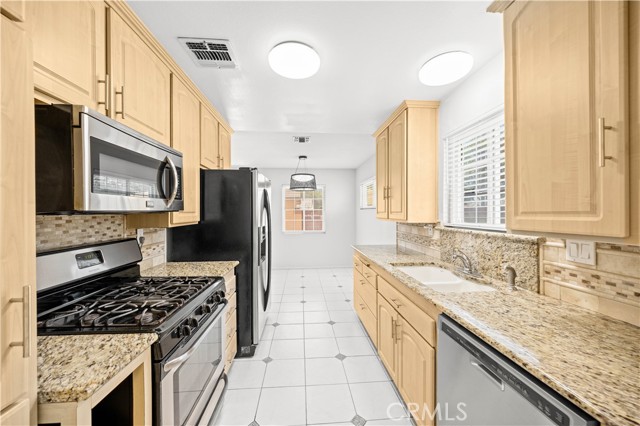 7020 El Verano Drive, Buena Park CA: https://media.crmls.org/medias/03146c8f-9efe-4e82-b2a4-0c4c1193e86f.jpg